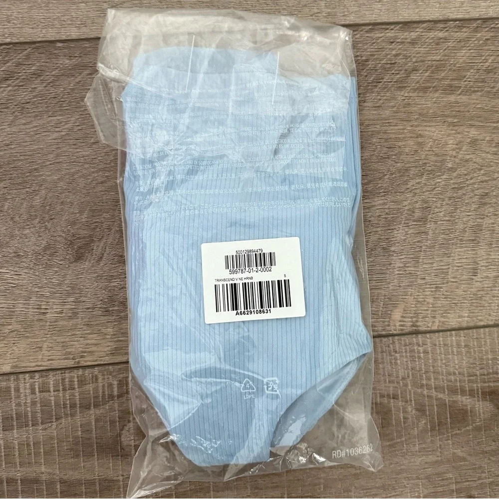 NWT Athleta Transcend V Neck Rib Crop Sports Bra A-C Small Heron Blue - Picture 9 of 11